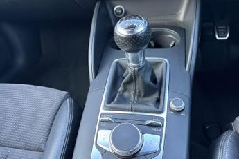 AUDI A3 1.5 TFSI CoD Black Edition Saloon 4dr Petrol Manual Euro 6 (s/s)