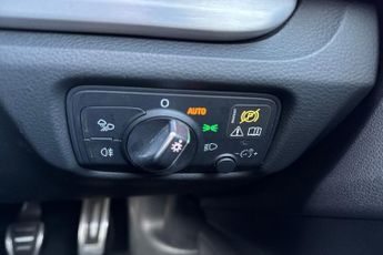 AUDI A3 1.5 TFSI CoD Black Edition Saloon 4dr Petrol Manual Euro 6 (s/s)