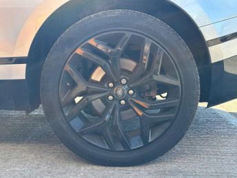 LAND ROVER RANGE ROVER VELAR 2.0 D240 SE SUV 5dr Diesel Auto 4WD Euro 6 (s/s) (240 ps)
