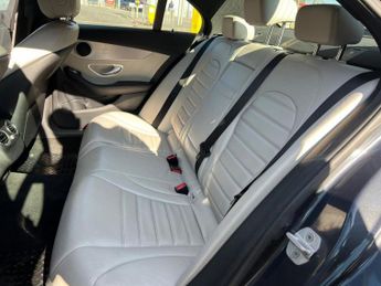 MERCEDES-BENZ C-CLASS 2.1 C250 BlueTEC AMG Line Saloon 4dr Diesel G-Tronic+ Euro 6 (s/