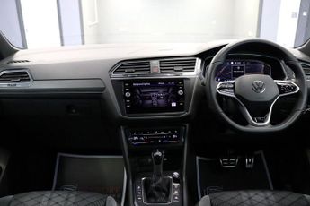 VOLKSWAGEN TIGUAN 2.0 TDI R-LINE DSG 5 DOOR