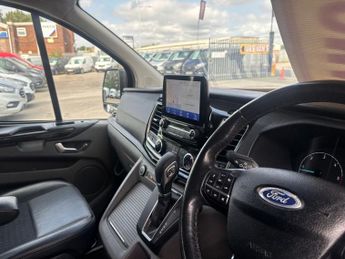 FORD TOURNEO CUSTOM READ ALL INFO  Sport Minibus Double Cab 5dr Diesel Auto L1 Euro 