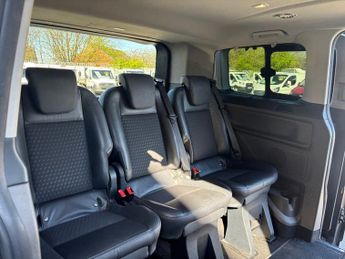 FORD TOURNEO CUSTOM READ ALL INFO  Sport Minibus Double Cab 5dr Diesel Auto L1 Euro 