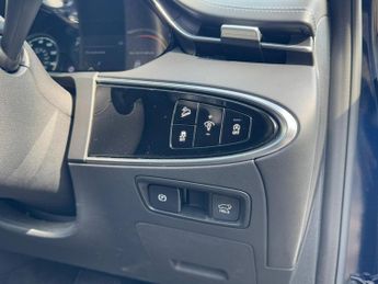 GENESIS GV70 2.5T Premium SUV 5dr Petrol Auto 4WD Euro 6 (s/s) (304 ps)