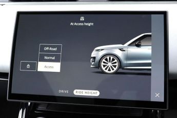 LAND ROVER RANGE ROVER SPORT P400 3.0 MHEV DYNAMIC SE