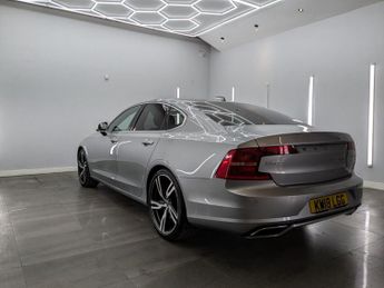VOLVO S90 2.0 D5 PowerPulse R-Design Pro Saloon 4dr Diesel Auto AWD Euro 6