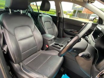 KIA SPORTAGE 1.6 CRDi EcoDynamics+ 4 SUV 5dr Diesel Hybrid Manual Euro 6 (s/s