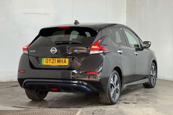 NISSAN LEAF 40kWh N-Connecta Hatchback 5dr Electric Auto (150 ps) 8in Touchs