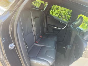 VOLVO XC60 2.0 D4 R-Design Lux Nav SUV 5dr Diesel Geartronic Euro 6 (s/s) (