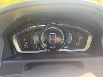 VOLVO XC60 2.0 D4 R-Design Lux Nav SUV 5dr Diesel Geartronic Euro 6 (s/s) (