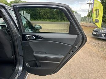 KIA CEED 1.4 T-GDi GT-Line Hatchback 5dr Petrol DCT Euro 6 (s/s) (138 bhp