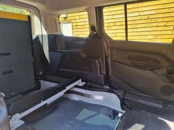 FORD GRAND TOURNEO CONNECT Auto Wheelchair Accessible Disabled Access Vehicle WAV