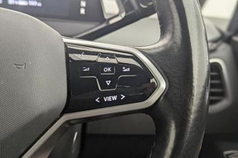 VOLKSWAGEN ID.3 Pro S 77kWh Tour Hatchback 5dr Electric Auto (204 ps)