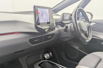 VOLKSWAGEN ID.3 Pro S 77kWh Tour Hatchback 5dr Electric Auto (204 ps)