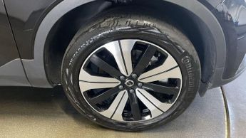 VOLVO XC40 Recharge 69kWh Core SUV 5dr Electric Auto (231 ps)