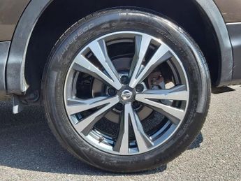 NISSAN QASHQAI 1.2 DIG-T N-Connecta SUV 5dr Petrol XTRON Euro 6 (s/s) (115 ps)