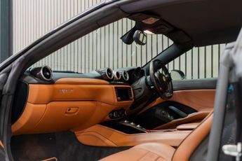 FERRARI CALIFORNIA 3.8 V8 T Convertible 2dr Petrol F1 DCT Euro 6 (s/s) (560 ps)