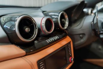 FERRARI CALIFORNIA 3.8 V8 T Convertible 2dr Petrol F1 DCT Euro 6 (s/s) (560 ps)