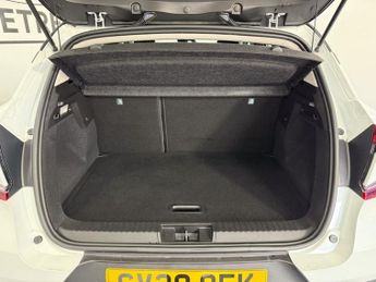 RENAULT CAPTUR 1.0 TCe Iconic SUV 5dr Petrol Manual Euro 6 (s/s) (100 ps)