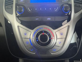 HYUNDAI IX20 1.6 Active Hatchback 5dr Petrol Auto Euro 5 (123 bhp)