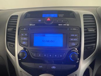 HYUNDAI IX20 1.6 Active Hatchback 5dr Petrol Auto Euro 5 (123 bhp)