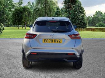 NISSAN JUKE 1.0 DIG-T N-Connecta SUV 5dr Petrol DCT Auto Euro 6 (s/s) (114 p