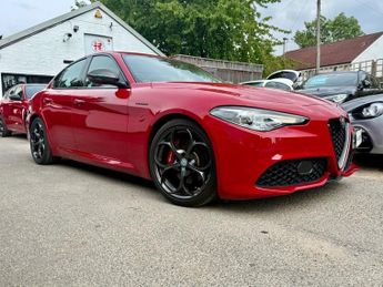 Alfa Romeo Giulia 2.0L TB VELOCE 4d AUTO 277 BHP