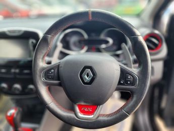 RENAULT CLIO 1.6 TCe Renaultsport Hatchback 5dr Petrol EDC Euro 5 (200 ps)