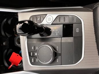 BMW 3 SERIES 2.0 320d M Sport Saloon 4dr Diesel Auto xDrive Euro 6 (s/s) (190