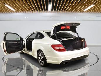 MERCEDES-BENZ C-CLASS 1.8 C250 BlueEfficiency AMG Sport Plus Coupe 2dr Petrol G-Tronic