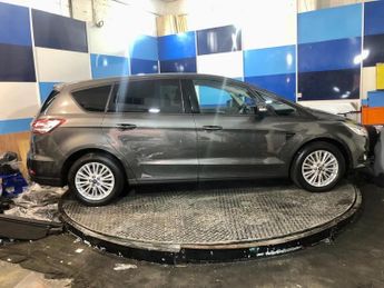 FORD S-MAX 2.0 EcoBlue Zetec MPV 5dr Diesel Auto Euro 6 (s/s) (150 ps)