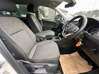 VOLKSWAGEN TIGUAN 1.5 TSI Life SUV 5dr Petrol DSG Euro 6 (s/s) (150 ps)