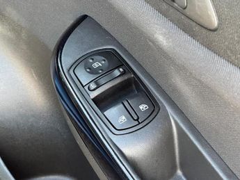 VAUXHALL CORSA 1.4i ecoFLEX Design Hatchback 5dr Petrol Automatic Euro 6 (s/s) 