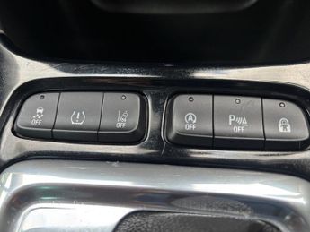 VAUXHALL CROSSLAND X 1.2 Turbo GPF Elite SUV 5dr Petrol Auto Euro 6 (s/s) (110 ps)
