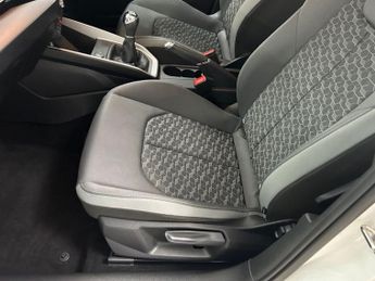 AUDI A1 1.0 TFSI 30 Sport Sportback 5dr Petrol Manual Euro 6 (s/s) (116 