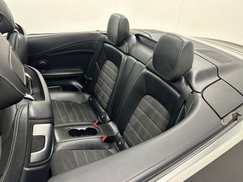 MERCEDES-BENZ C-CLASS 1.5 C200 MHEV AMG Line (Premium) Cabriolet 2dr Petrol G-Tronic+ 