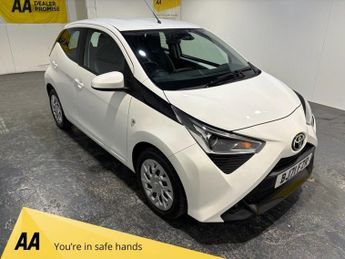 Toyota AYGO 1.0 VVT-i x-play Hatchback 5dr Petrol Manual Euro 6 (s/s) (71 ps