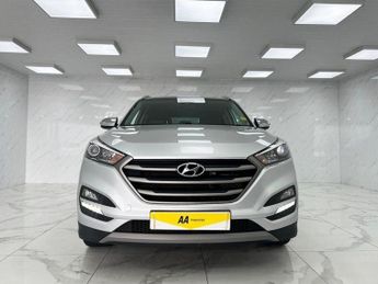 HYUNDAI TUCSON 1.7 CRDi Blue Drive SE Nav SUV 5dr Diesel Manual Euro 6 (s/s) (1