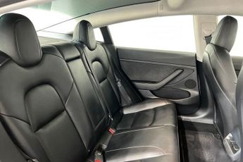TESLA Model 3 Standard Range Plus Saloon 4dr Electric Auto RWD (241 ps) Heated