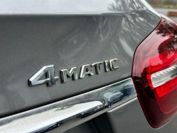 MERCEDES-BENZ 180 2.1 GLA220d AMG Line (Premium) SUV 5dr Diesel 7G-DCT 4MATIC Euro