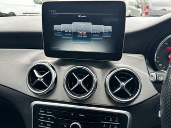 MERCEDES-BENZ GLA 2.1 GLA220d AMG Line (Premium) SUV 5dr Diesel 7G-DCT 4MATIC Euro