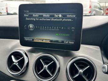 MERCEDES-BENZ 180 2.1 GLA220d AMG Line (Premium) SUV 5dr Diesel 7G-DCT 4MATIC Euro