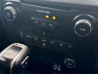 FORD RANGER 2.0 EcoBlue Wildtrak Pickup Double Cab 4dr Diesel Auto 4WD Euro 