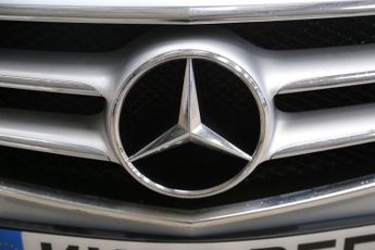 MERCEDES-BENZ E-CLASS 2.1 E220 CDI SE Saloon 4dr Diesel G-Tronic+ Euro 5 (s/s) (170 ps