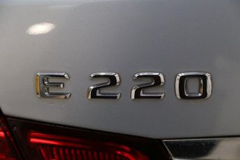 MERCEDES-BENZ E-CLASS 2.1 E220 CDI SE Saloon 4dr Diesel G-Tronic+ Euro 5 (s/s) (170 ps