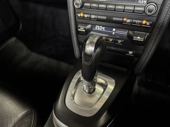 PORSCHE 911 3.8 997.2 Carrera S Cabriolet 2dr Petrol PDK (242 g/km, 385 bhp)