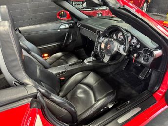 PORSCHE 911 3.8 997.2 Carrera S Cabriolet 2dr Petrol PDK (242 g/km, 385 bhp)