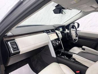 LAND ROVER DISCOVERY 3.0 SD V6 HSE SUV 5dr Diesel Auto 4WD Euro 6 (s/s) (306 ps)