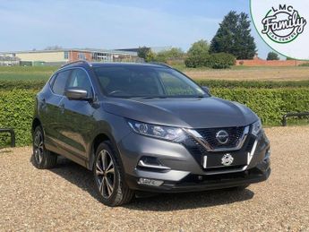 Nissan Qashqai 1.3 DIG-T N-Connecta SUV 5dr Petrol Manual Euro 6 (s/s) (140 ps)