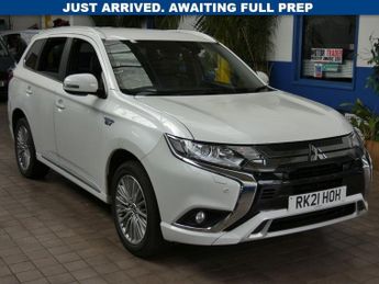 Mitsubishi Outlander 2.4h TwinMotor 13.8kWh Dynamic Safety SUV 5dr Petrol Plug-in Hyb